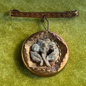 Antique Gold Washed Brooch with Mesh Insert